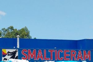 Comunicação interna que engaja: a experiência da Smalticeram com a SuaTV